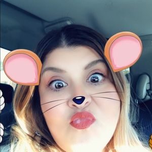 Meet your Posher, Monika